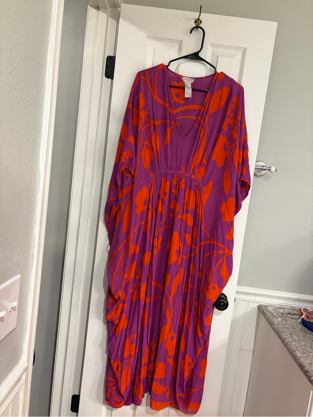 Free People Milkshake Mod Maxi Caftan Raspberry One Size - Picture 5 of 10